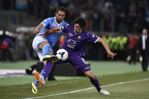 Higuain contro Savic. LaPresse